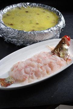 松鼠鳜鱼图片,色香味俱佳的传统佳肴，视觉与味蕾的双重盛宴