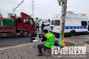 拖拉机冒黑烟图片大全,图片揭示环保与维修之道